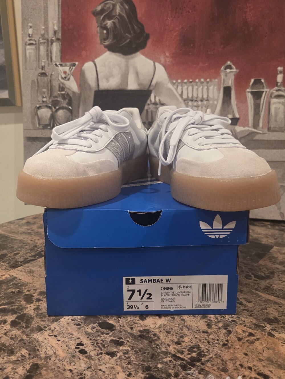 MINT CONDITION! Adidas Sambae White & Silver Rhinestone Sneakers SZ 7.5 - Picture 2 of 13